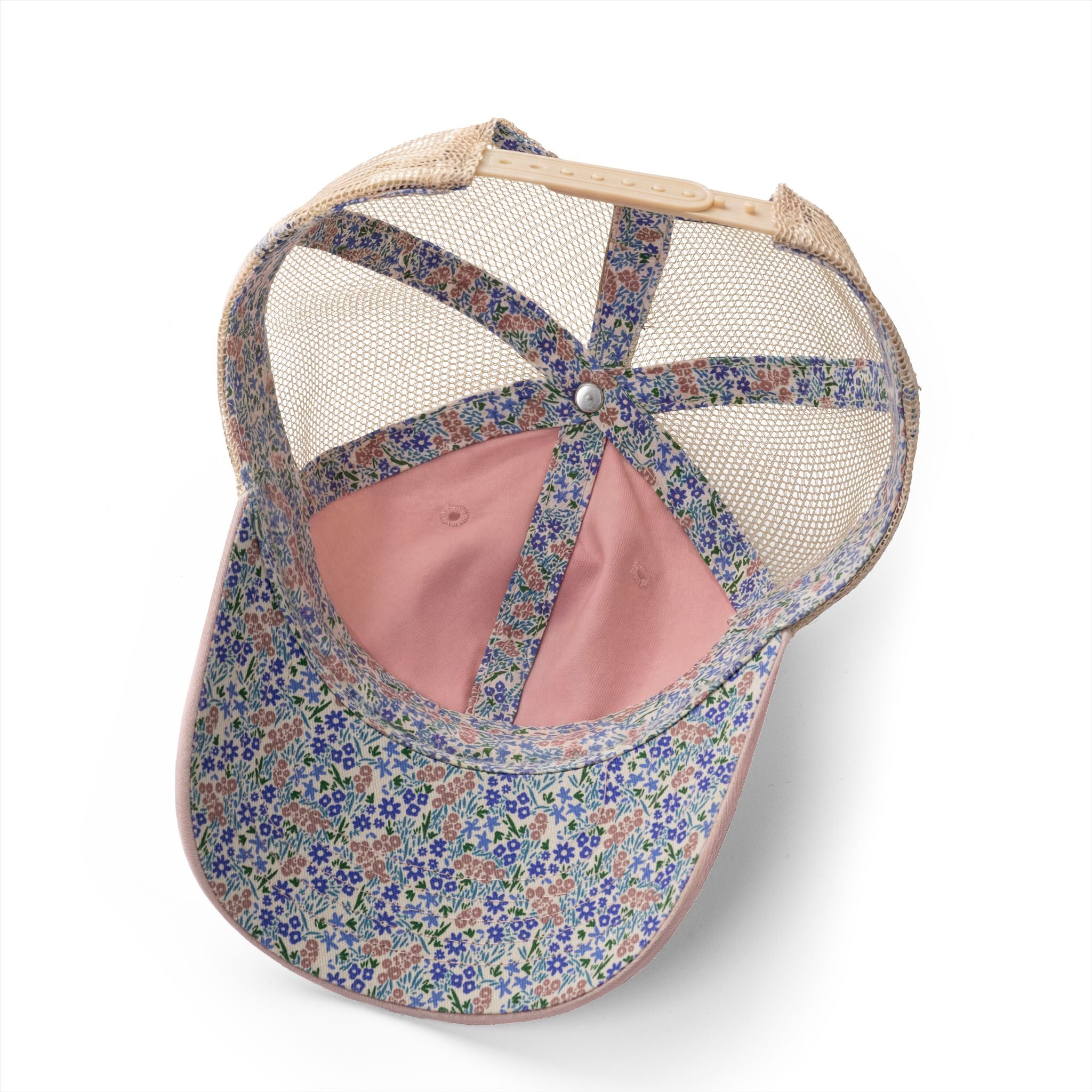 Women's Washed Mesh-Back Cap (White)